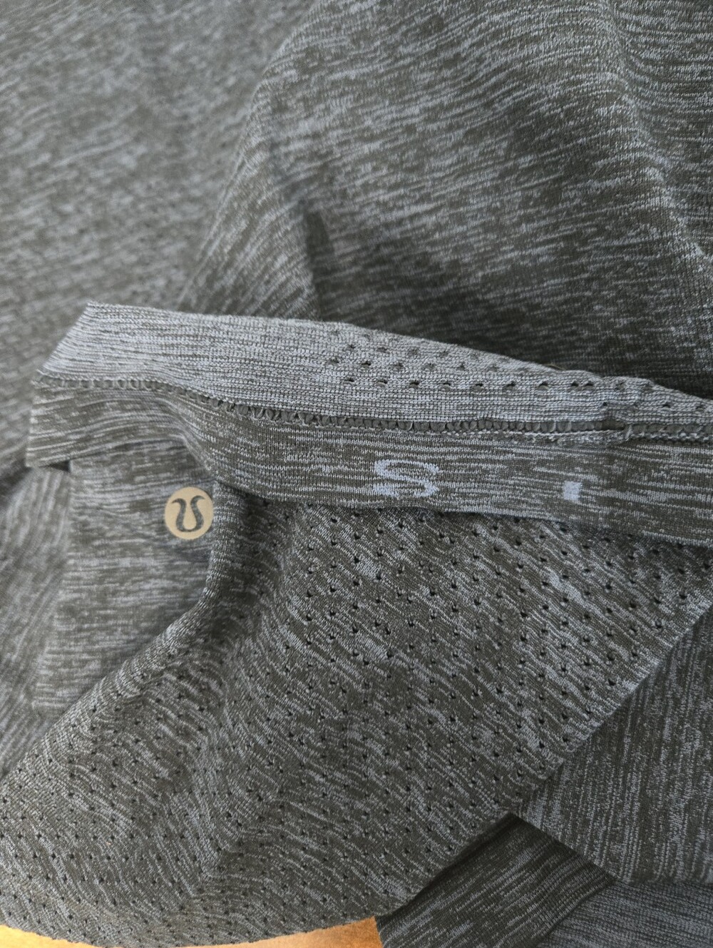 Lululemon Men’s Metal Vent Tech 1/2 Zip Long Sleeve Pullover Blue Heather Size M - Picture 5 of 5